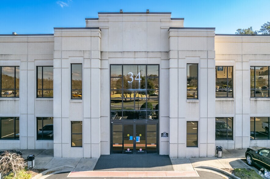 More Photos Of 34 Upper Riverdale Rd, Riverdale Medical For Lease