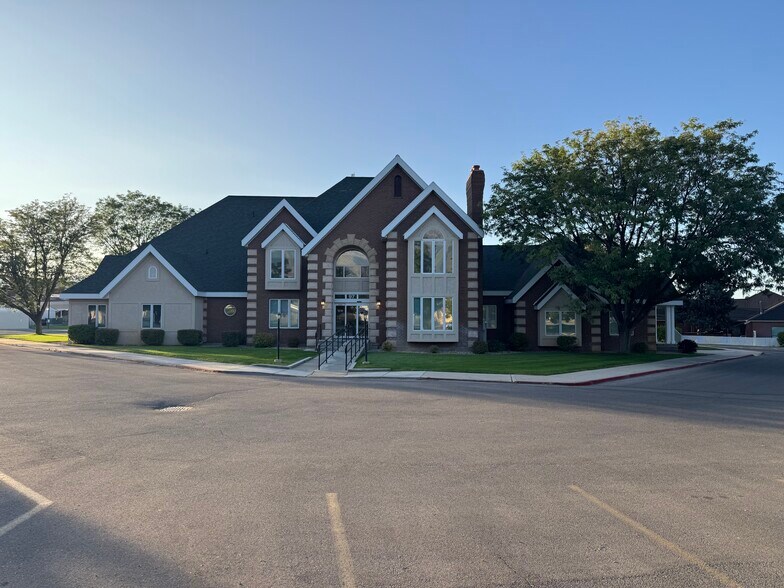 More Photos Of 97 Professional Way, Payson Office For Sale