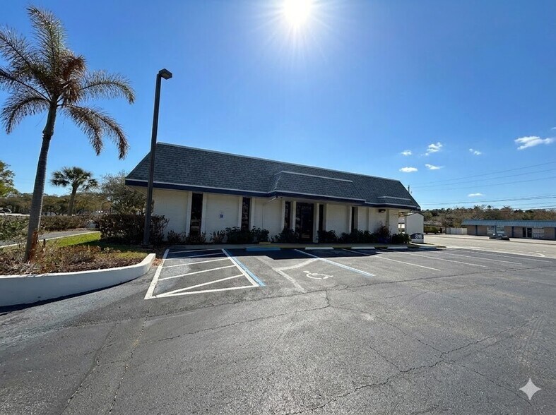 More Photos Of 816 US Highway 1, Sebastian Medical For Sale