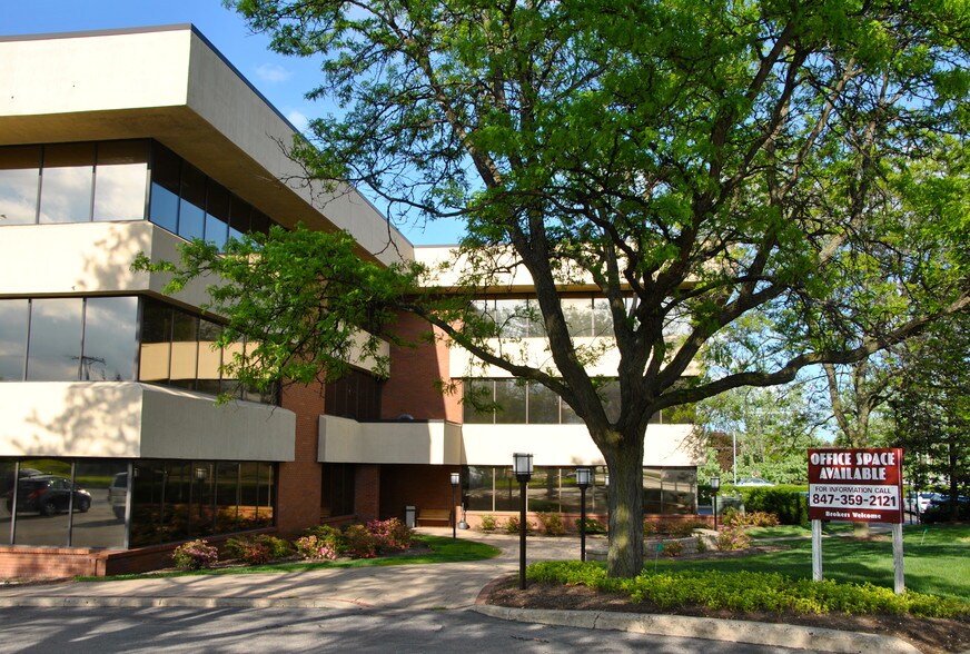 More Photos Of 3233 N Arlington Heights Rd, Arlington Heights Medical For Lease
