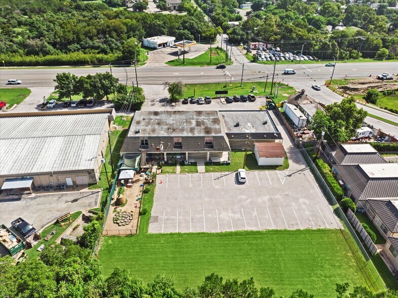 More Photos Of 8305 Hwy 71 W, Austin Storefront Retail Office For Lease