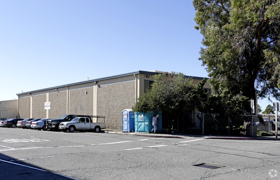 More Photos Of 620 Hearst Ave, Berkeley Manufacturing For Lease