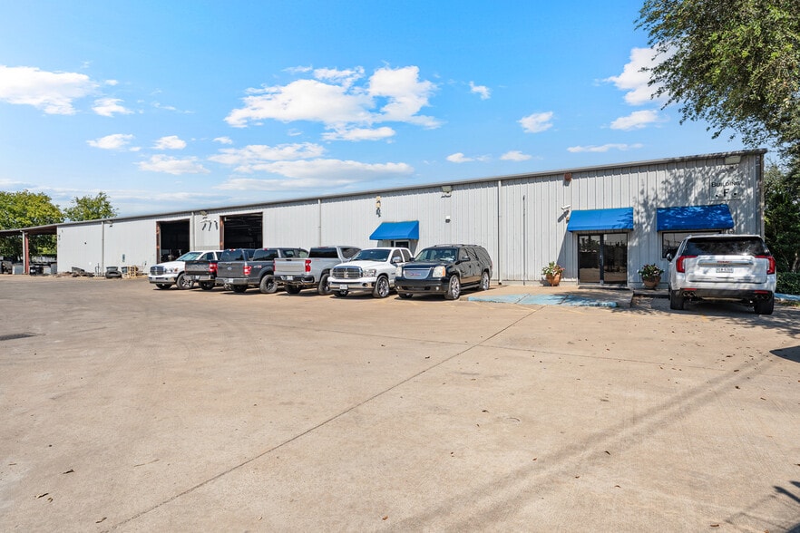 More Photos Of 12112 Almeda Rd, Houston Warehouse For Sale