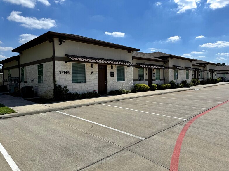 More Photos Of 17138 N Eldridge Pky, Tomball Medical For Sale