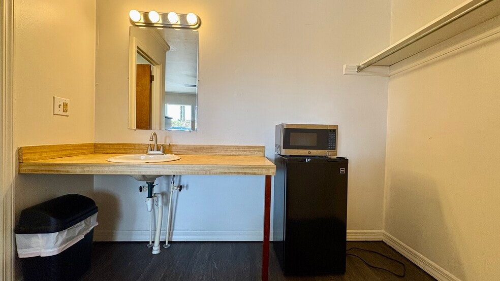 More Photos Of 9097 Allentown Blvd, Grantville Apartments For Sale