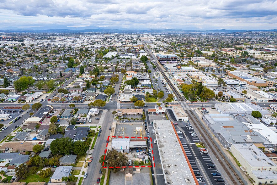 143 S Pixley St, Orange, CA 92868 Industrial
