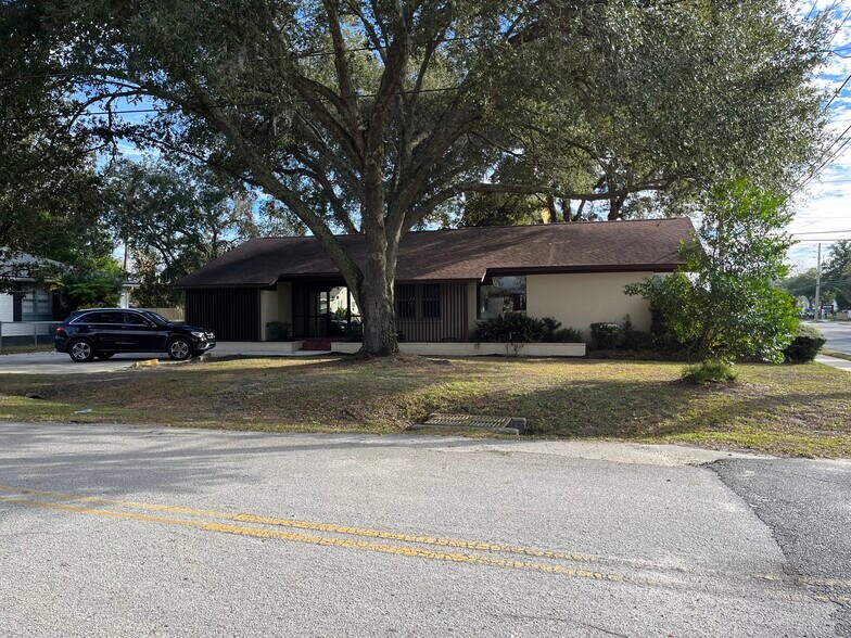 More Photos Of 2601 University Blvd W, Jacksonville Medical For Sale