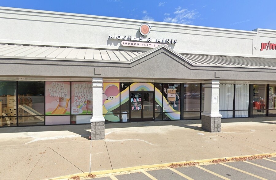 More Photos Of 2315-2367 Madison St, Clarksville Unknown For Lease