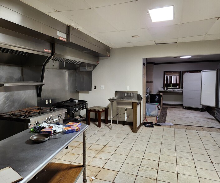 More Photos Of 1709 E 38th St, Indianapolis Lodge Meeting Hall For Sale