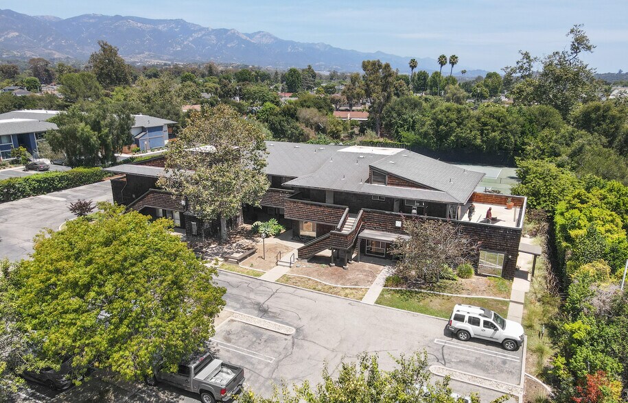 More Photos Of 122 S Patterson Ave, Santa Barbara Office For Sale