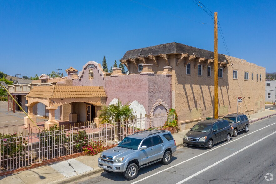 More Photos Of 1340 Broadway, El Cajon Restaurant For Sale