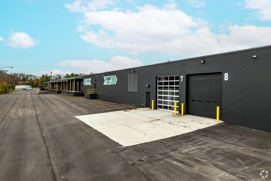 More Photos Of 1133 Polk Ave, Nashville Light Distribution For Lease