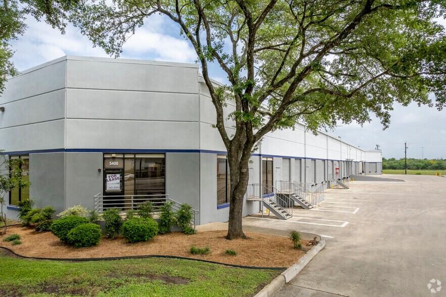 More Photos Of 5400-5410 Kaepa Ct, San Antonio Warehouse For Lease