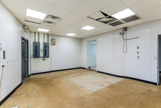 More Photos Of 2044 S Cooper St, Jackson Showroom For Sale