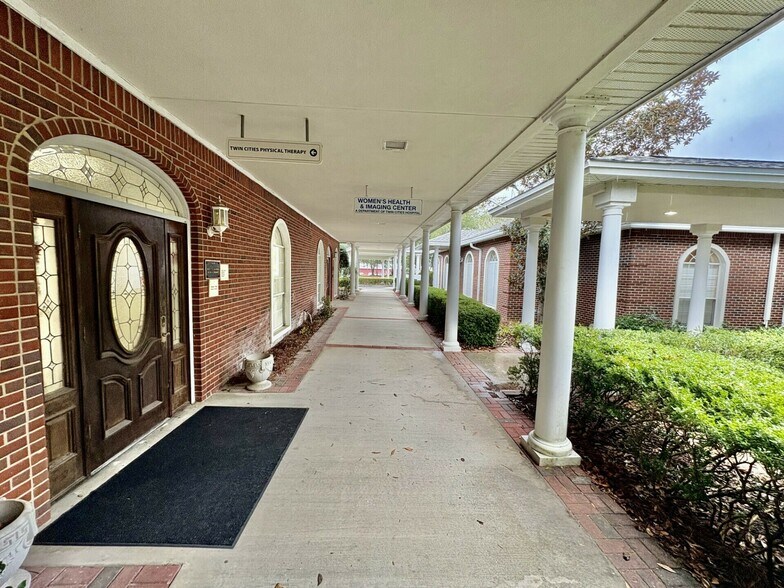 Primary Photo Of 550 Highway 85 N, Niceville Medical For Lease