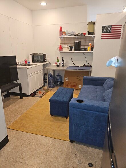 More Photos Of 201-230 Goddard Row, Newport Storefront Retail Office For Sale