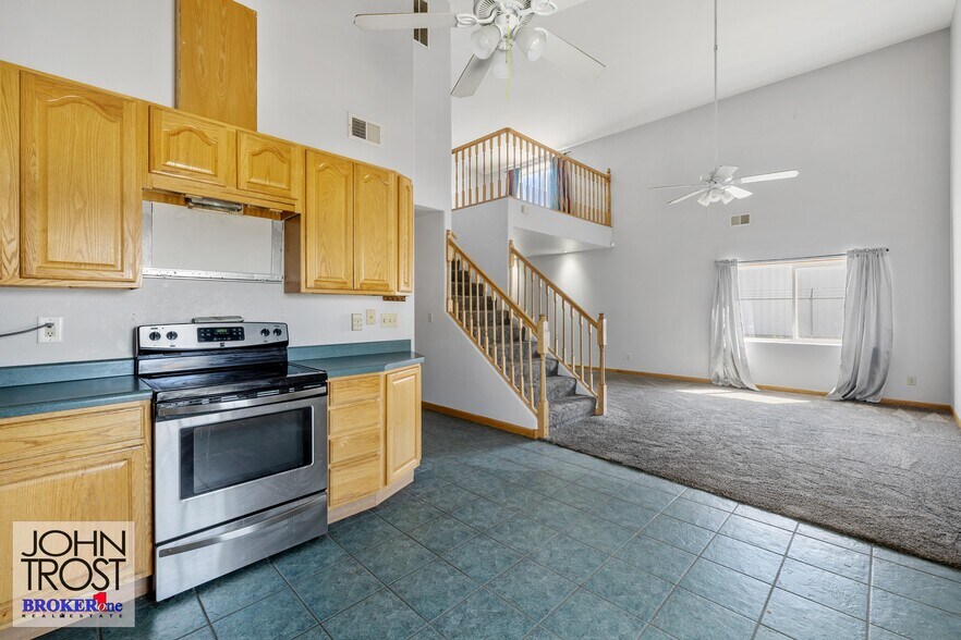 More Photos Of 781 Foster Rd, Casper Industrial For Lease