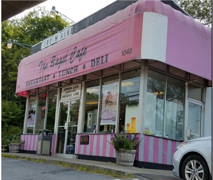 Primary Photo Of 1048 Route 9W, Fort Montgomery Storefront For Sale