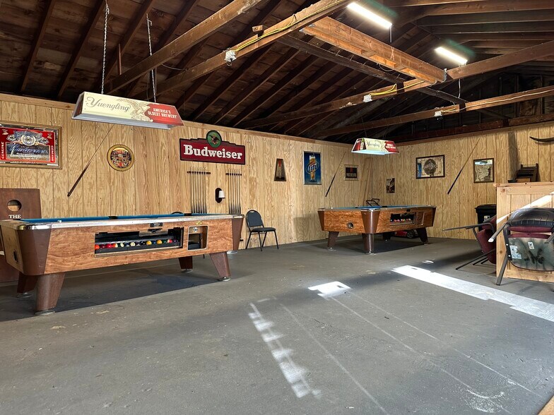 More Photos Of 7403 S Telegraph Rd, Temperance Bar For Sale