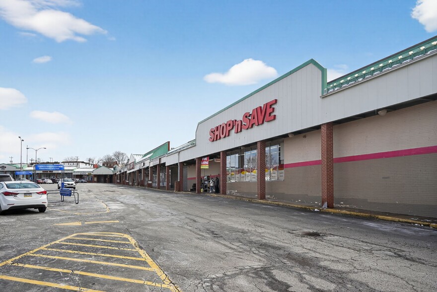More Photos Of 1800-1890 Homeville Rd, West Mifflin Storefront For Sale