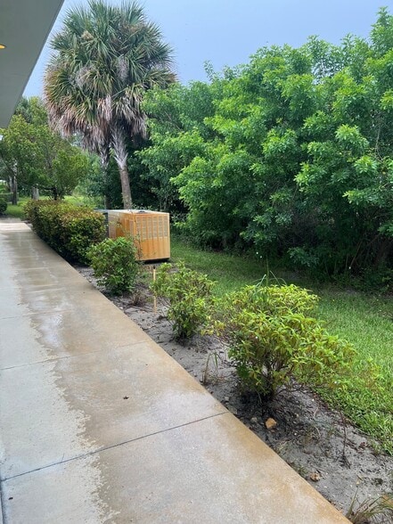 More Photos Of 1111 SE Indian St, Stuart Medical For Lease