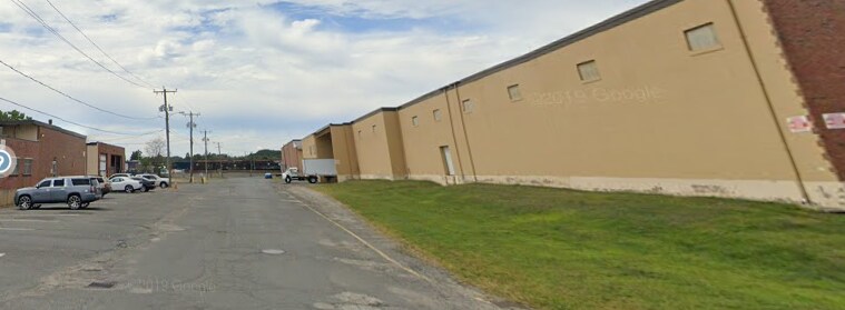 More Photos Of 250 Bliss St, West Springfield Warehouse For Lease