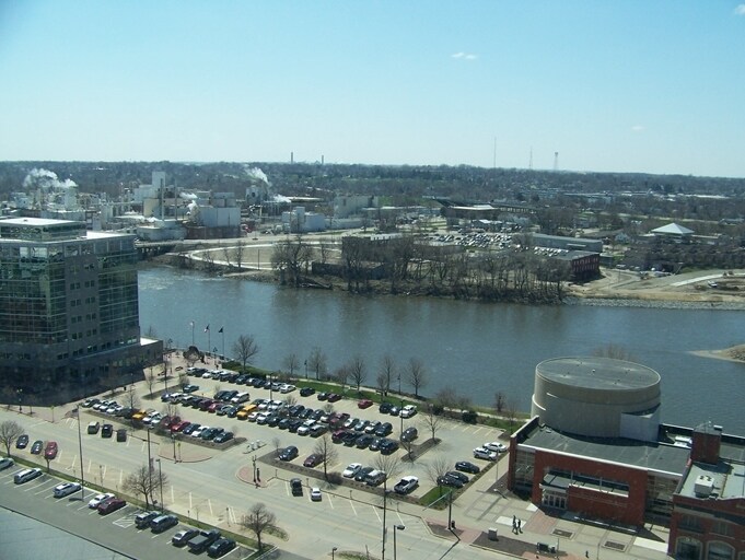 More Photos Of 425 2nd St SE, Cedar Rapids Office For Sale