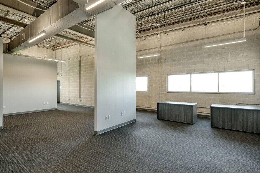 More Photos Of 211 S Brown St, Round Rock Medical For Lease