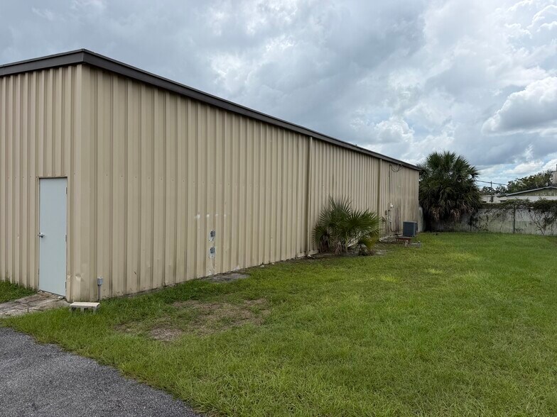 More Photos Of 2160 NE 31st Ave, Gainesville Industrial For Lease