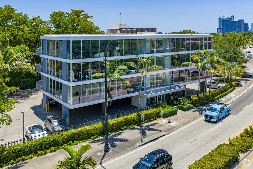 Primary Photo Of 5555 Biscayne Blvd, Miami Office For Lease
