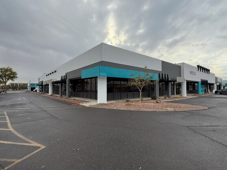Primary Photo Of 1465 N Hayden Rd, Scottsdale Research And Development For Lease
