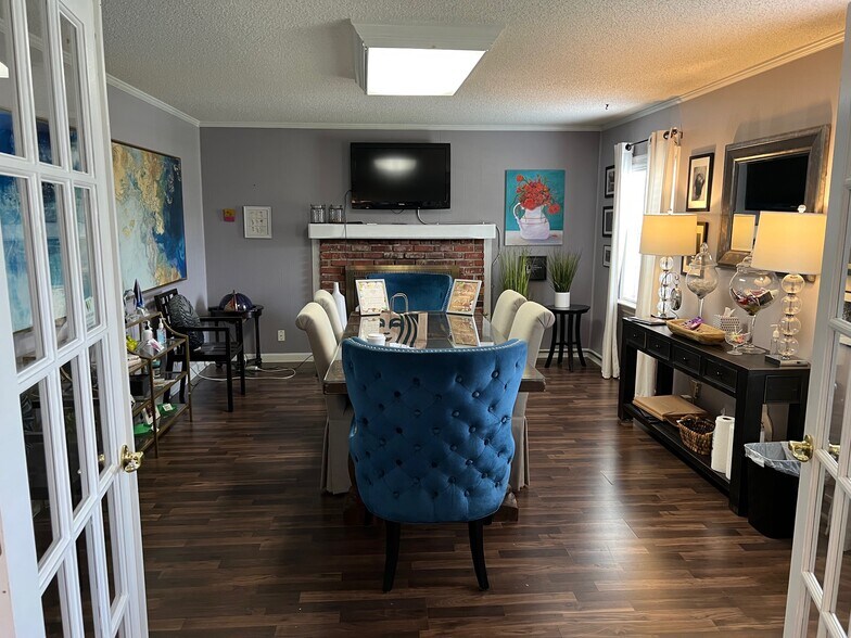 More Photos Of 212 Pasadena Pl, Orlando Office For Sale