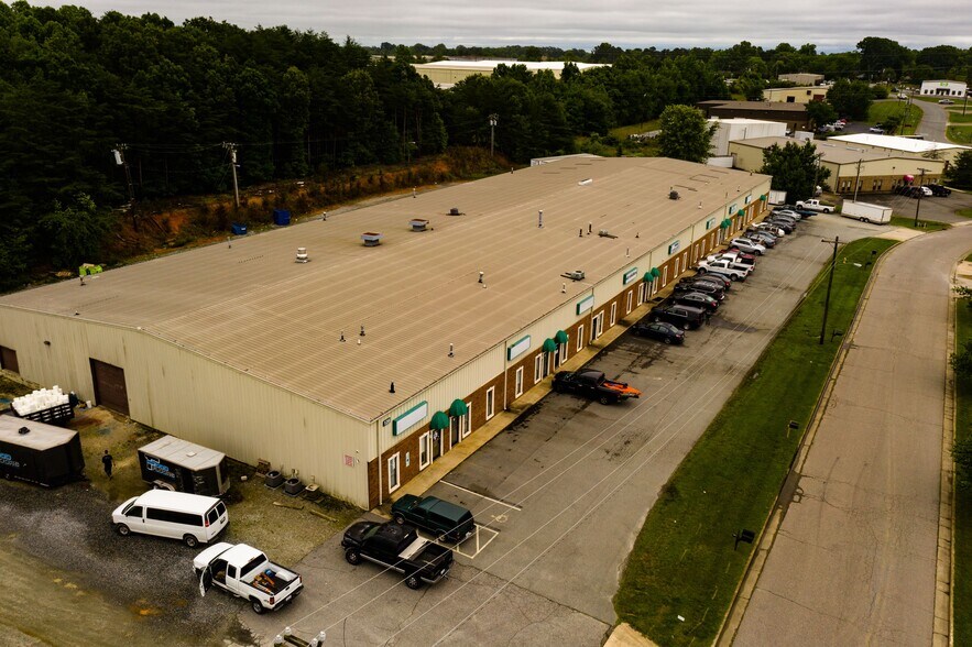 More Photos Of 128 Furlong Industrial Dr, Kernersville Light Distribution For Lease