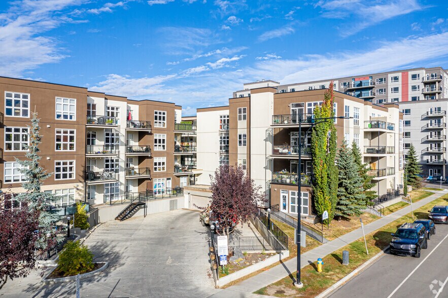 More Photos Of 10403 122nd St NW, Edmonton Apartments For Sale