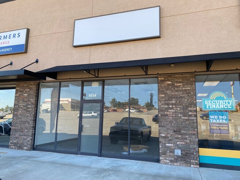 More Photos Of 1024-1040 NW 38th St, Lawton Freestanding For Lease