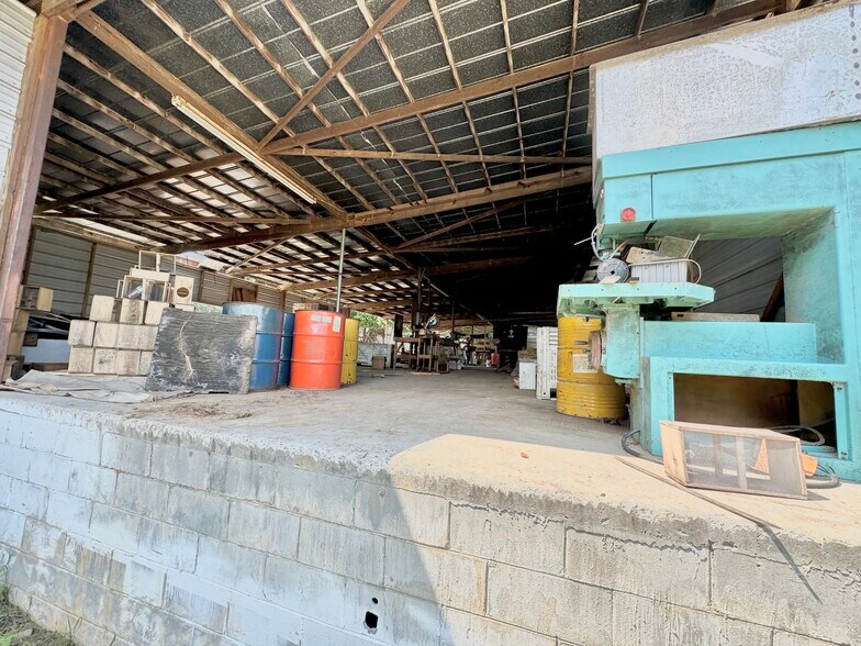 More Photos Of 00 S Railroad st, Mount Vernon Warehouse For Sale