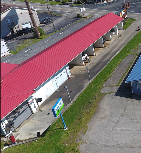 More Photos Of 3980 Teays Valley Rd, Hurricane General Retail For Sale