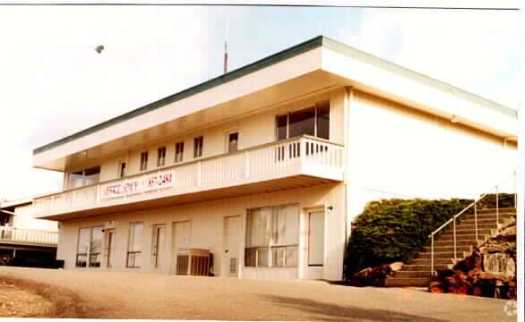 More Photos Of 8803 State Route 16 NW, Gig Harbor Unknown For Lease