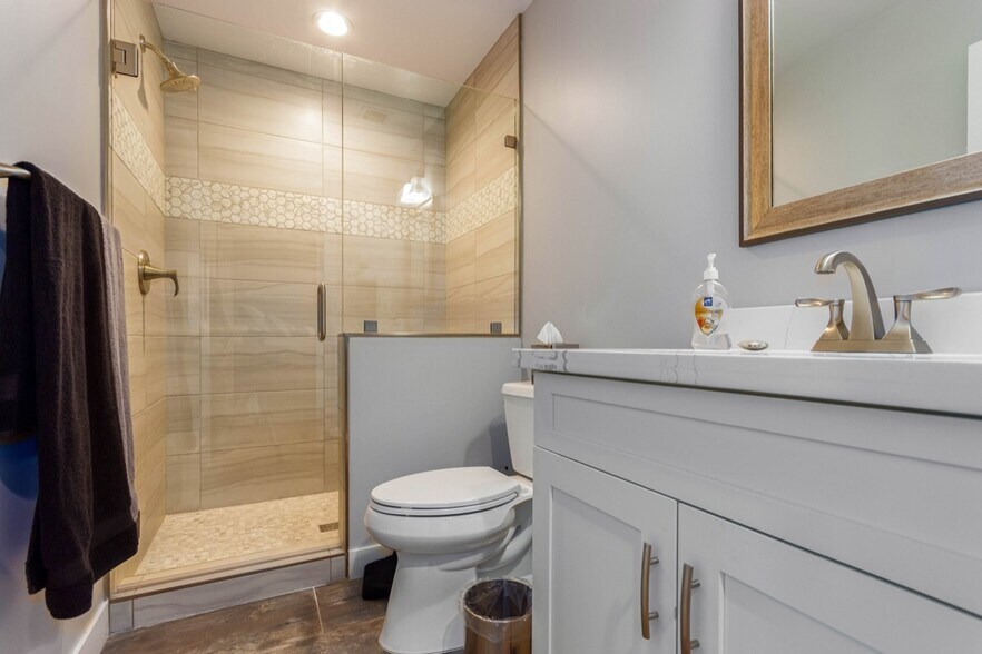 More Photos Of 207 E Monterey Way, Phoenix Office Residential For Sale