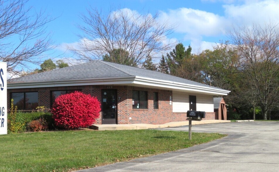 Primary Photo Of 205 S Center Rd, Saginaw General Retail For Sale