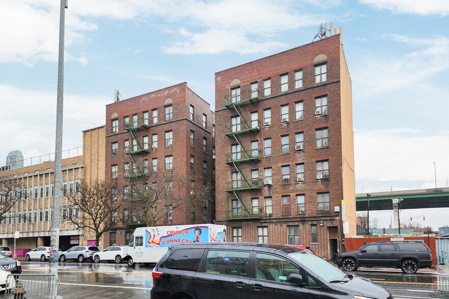 More Photos Of 824 Southern Blvd, Bronx Apartments For Sale
