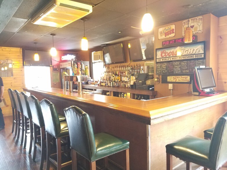 More Photos Of 140 Barto Rd, Barto Restaurant For Sale