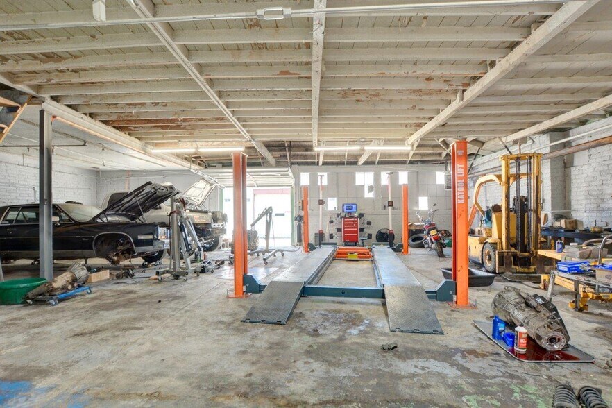 More Photos Of 606 S 6th St, Klamath Falls Specialty For Sale