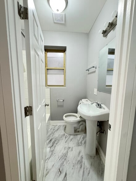 More Photos Of 11027-11035 S King Dr, Chicago Apartments For Sale
