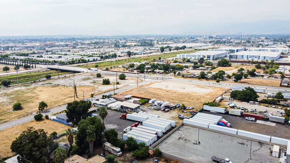 More Photos Of 1245 S Washington Ave, San Bernardino Truck Terminal For Sale