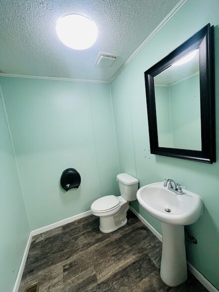 More Photos Of 2510 Pulaski Pike NW, Huntsville Medical For Sale