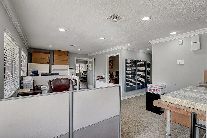 More Photos Of 201 W SR 434, Winter Springs Medical For Lease