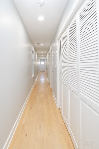 More Photos Of 6126 Eberhart ave, Chicago Apartments For Sale