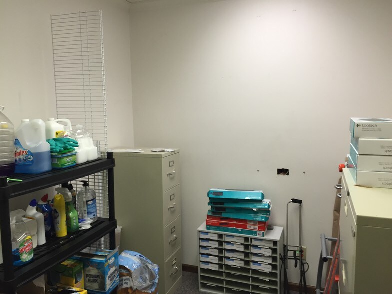 More Photos Of 2301 Park Ave, Orange Park Medical For Lease