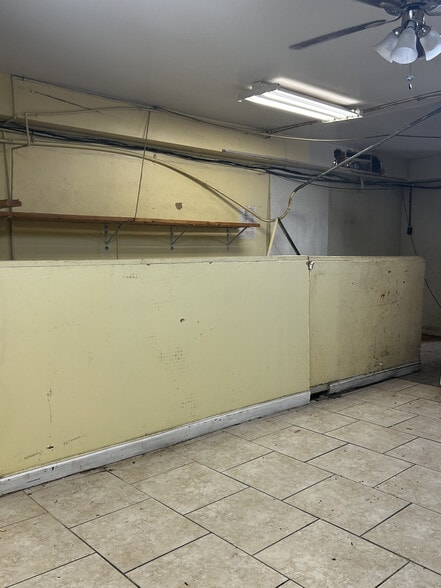 More Photos Of 3823-3831 Main St, College Park, College Park Storefront Retail Office For Lease